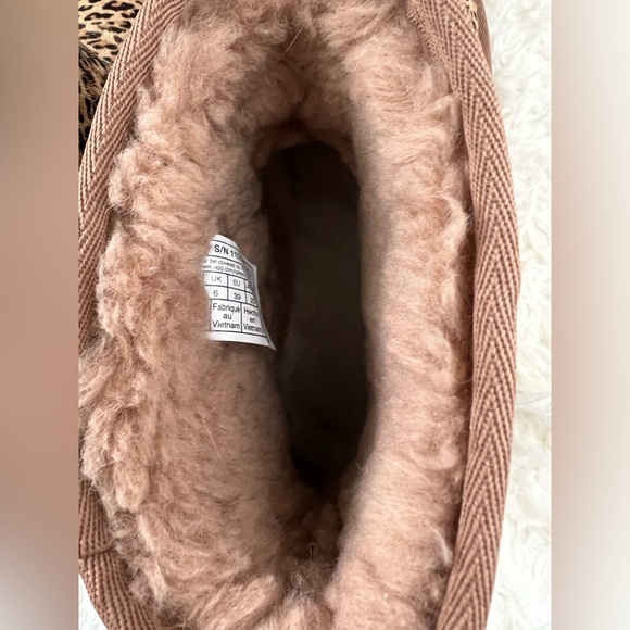 UGG Classic Mini Speckles boots with a cow hair upper in a leopard print. - Picture 6 of 13